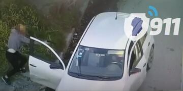 El asalto en barrio Las Tablitas quedó filmado por las cámaras de la Policía de Córdoba.