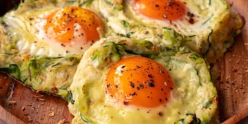 Cómo hacer la receta desinflamante de niditos de zucchini y zanahoria, ideal para una guarnición.