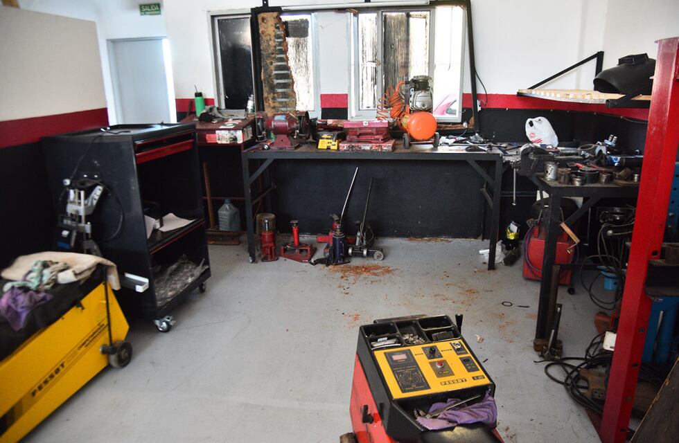 Taller desvalijado: Santi Maratea y El Dipy se sumaron a la movida solidaria