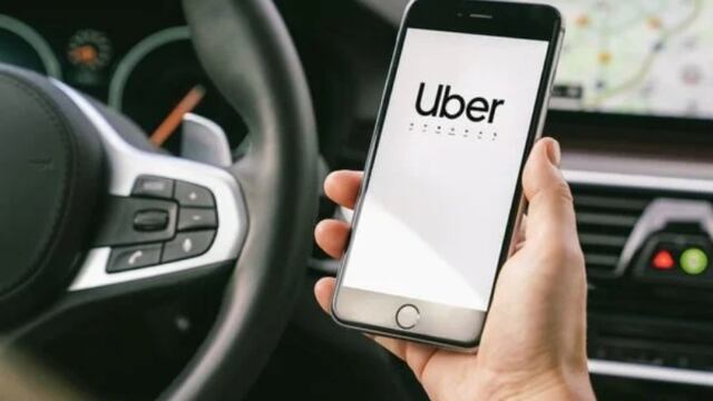 Aprobaron la ordenanza en Posadas que permite el funcionamiento de UBER en la ciudad.