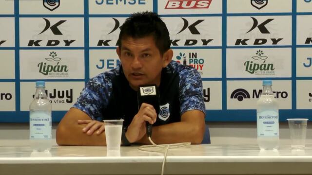 “Siempre me entregué al cien por ciento” en Jujuy, subrayó Luis Miguel Rodríguez en conferencia de prensa ofrecida en el estadio de Gimnasia de Jujuy tras la derrota frente a Chacarita.