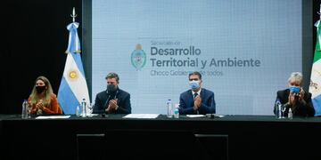 “El plan de Ordenamiento Territorial del Chaco permitirá a los municipios disponer de un sistema catastral confiable, rápido y con mínimo costo a través de 4 ejes estratégicos" señaló Soneira.