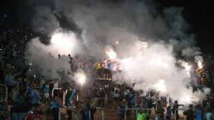 Belgrano visitó a Godoy Cruz por la fecha ocho de la Liga Profesional y pudo llevar sus hinchas. Este domingo, no será así (Los Andes)
