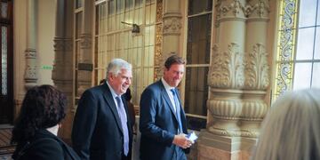 Los diputados cordobeses Ignacio García Aresca y Carlos Gutiérrez (Foto: Federico López Claro)