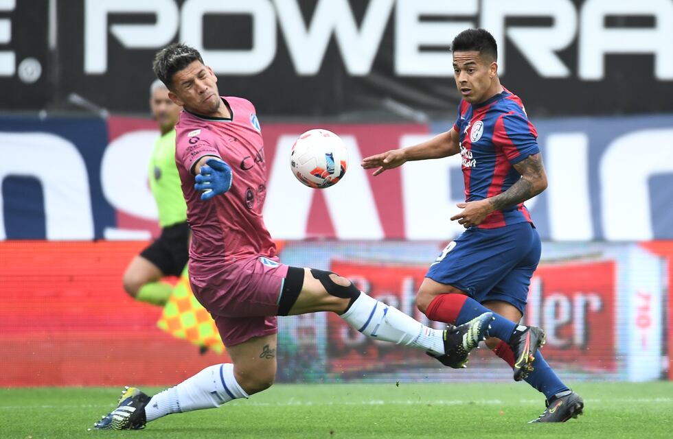 San Lorenzo aguantó la ventaja ante sus hinchas y venció a Godoy Cruz por 1-0
