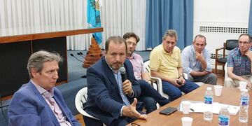 Emir Félix estuvo con Jorge Solmi, secretario de Coordinación Federal Agropecuaria de la Nación, y se reunieron con productores.