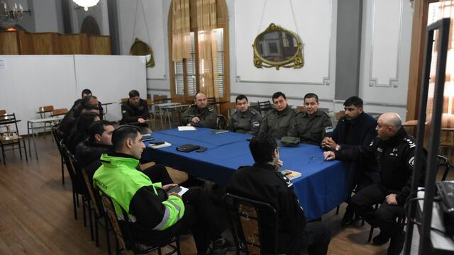 Reunión del Comando Unificado, evaluando las acciones del fin de semana de la carrera del TC