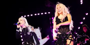 Karol G y Young Miko causan furor con su perreo en pleno show: el video que se volvió viral en las redes