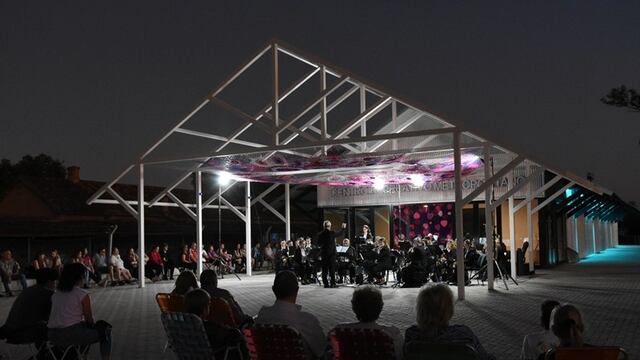 Banda Municipal en el Centro Recreativo Metropolitano La Estación