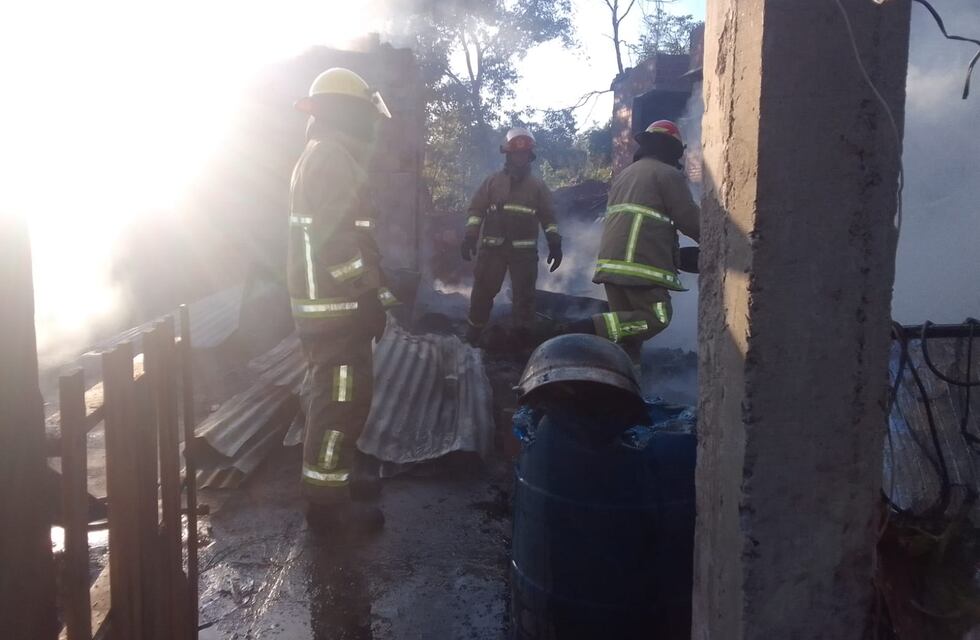 Se incendió una vivienda y los daños fueron totales