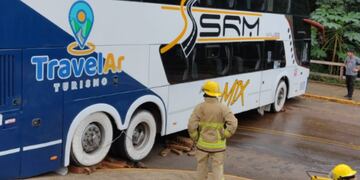 Ayer un colectivo de turismo corto la circulación hacia el puerto de Iguazú