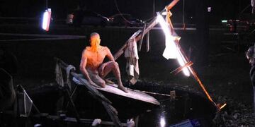 La comuna de Guaymallén convocó a creativos, artistas visuales, diseñadores, escenógrafos y personas afines a estas disciplinas a participar de un nuevo encuentro de luz y fuego. Gentileza