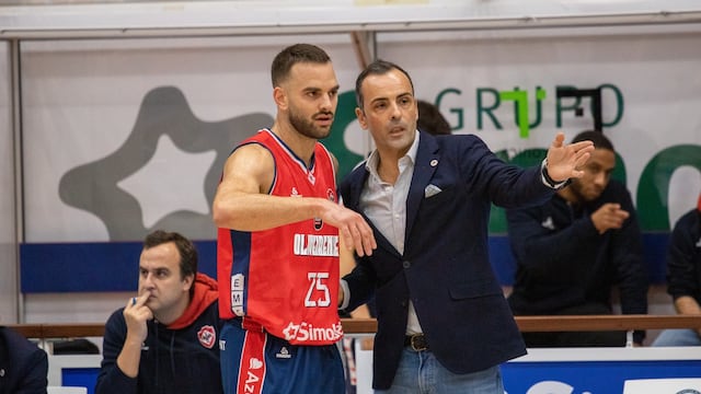 Pablo Bertone Oliveirense Liga Portuguesa de Basquet