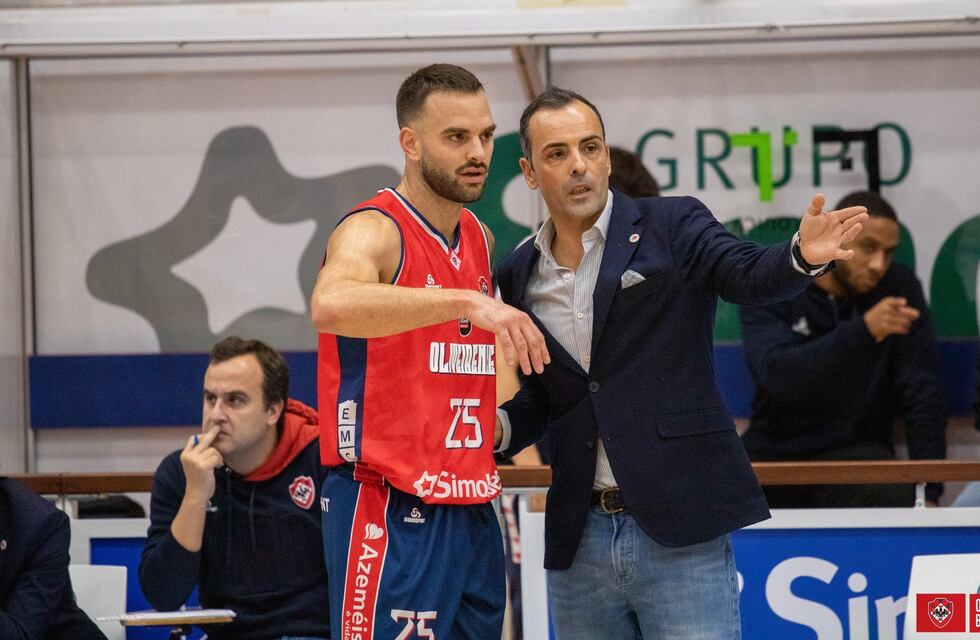 El Oliveirense de Bertone volvió a ganar y se acerca a la punta de la Liga Portuguesa de Básquet