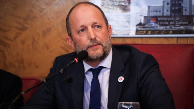 Martín Insaurralde renunció a su cargo luego de sus escandalosas y millonarias vacaciones. Foto: Los Andes
