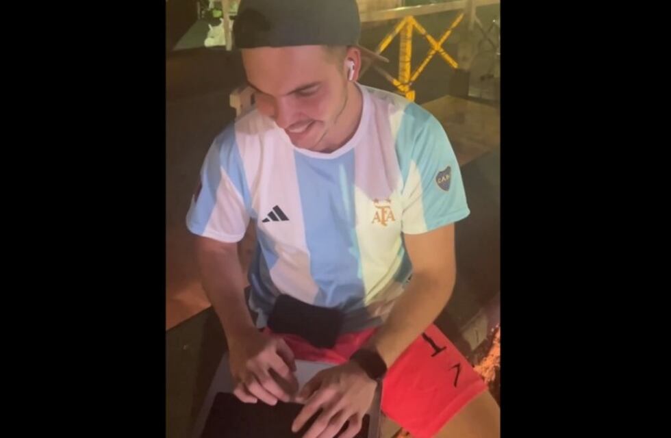Qatar 2022: la insólita respuesta de un cordobés durante el ‘banderazo’ argentino
