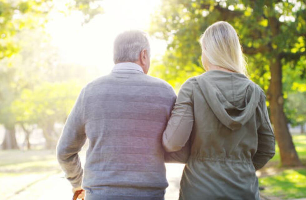 Triple filiación: un municipio de Córdoba autorizó que una mujer tenga “dos papás”