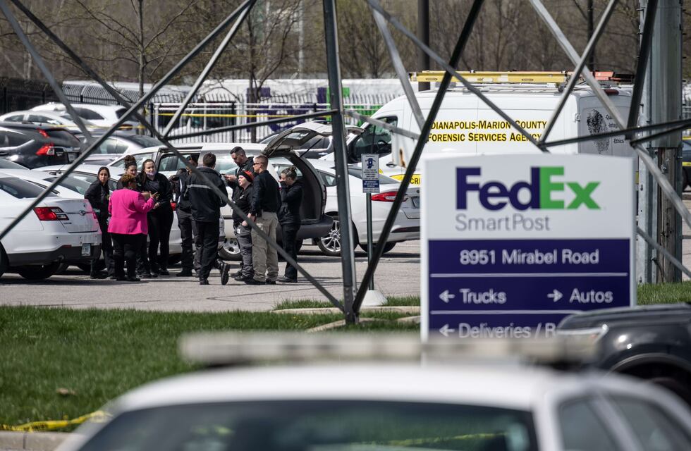 Tiroteo en Estados Unidos: ocho muertos y varios heridos en una empresa de correos