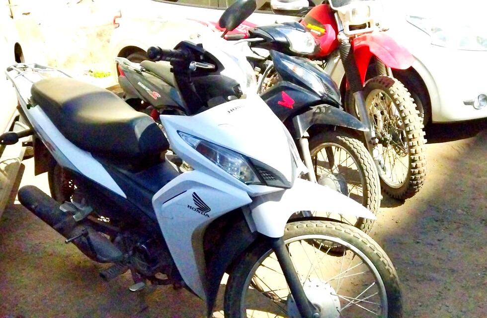 Tafí Viejo: aprehendieron a un motociclista que conducía una moto robada
