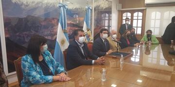 El anuncio es hizo en sala de conferencias del Palacio de Tribunales.