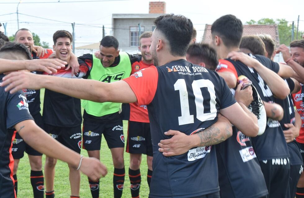 Sporting pone en marcha su sueño en el Federal