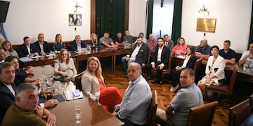 Senadores de Unión por la Patria recibieron al triunvirato de la CGT por la reforma laboral (Foto: Prensa UP Senado)