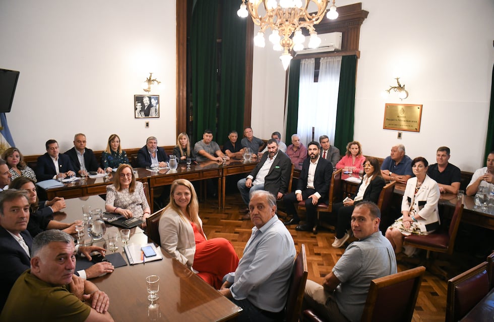 Congreso: el PJ y la CGT conformaron un polo de resistencia contra la reforma laboral