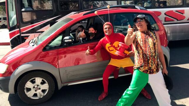 Los imitadores tuvieron un noble gesto en el centro de la ciudad de Córdoba.
