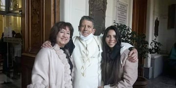 El Arzobispo Fray Carlos Azpiroz Costa ordenó a tres diáconos permanentes. El puntaltense Acosta estuvo acompañado de su familia.