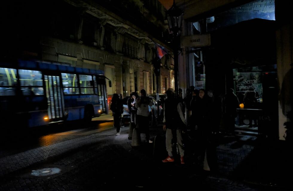 ¿Por qué se cortó la luz el domingo en Rosario? Revelan qué falló en la estación transformadora