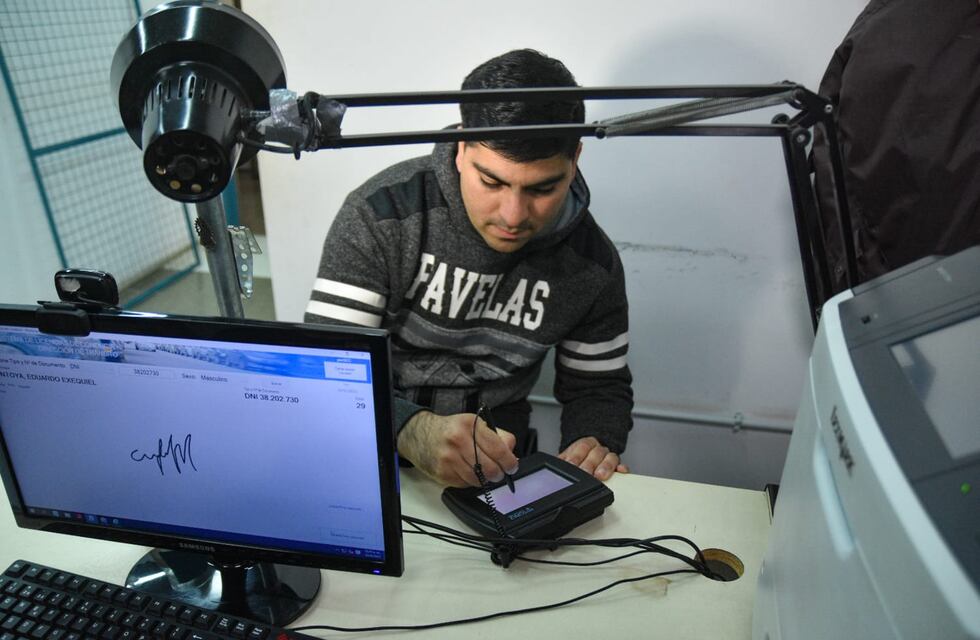 Última oportunidad para actualizar el DNI, cambiar el domicilio y realizar otros trámites en Córdoba