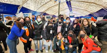 Los Jóvenes recorrieron la Carpa de la Dignidad, de Ushuaia y Río Grande,  entrevistando a los veteranos y conociendo sus historias de vida