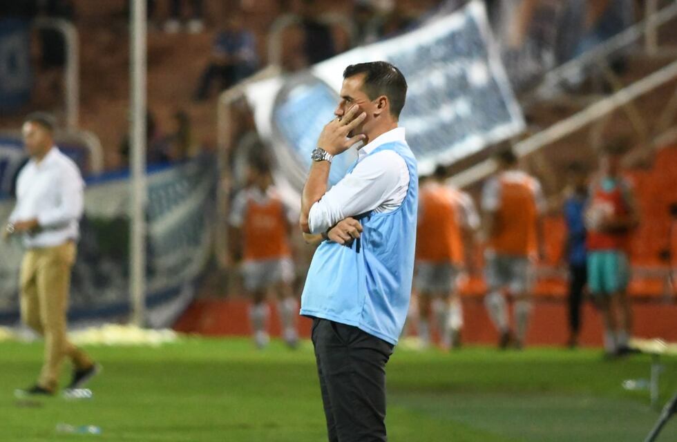 Losada, tajante por otro paso en falso de Belgrano: “Ya pasó tiempo suficiente para adaptarnos”