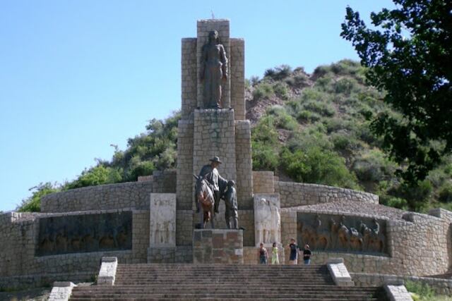 El proyecto Cerro Punta Negra se localiza a 14 km del emblemático Manzano Histórico.