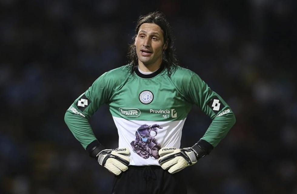 Juan Carlos Olave habló de la salida de Matías Suárez: “No tiene carácter para soportar lo que vivía Belgrano”