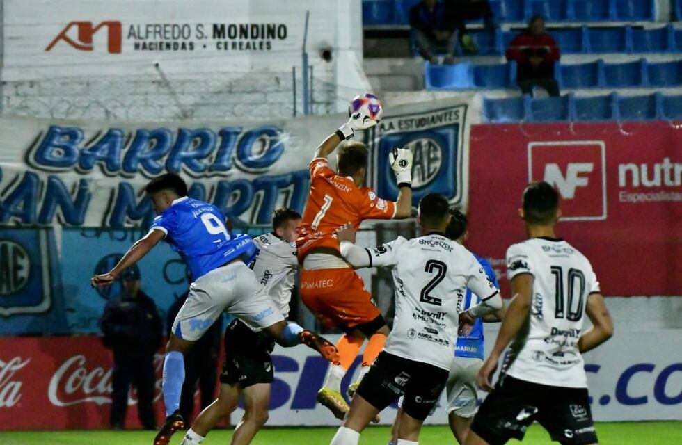 Estudiantes y una dura derrota en Río Cuarto, contra uno de los de abajo en la tabla