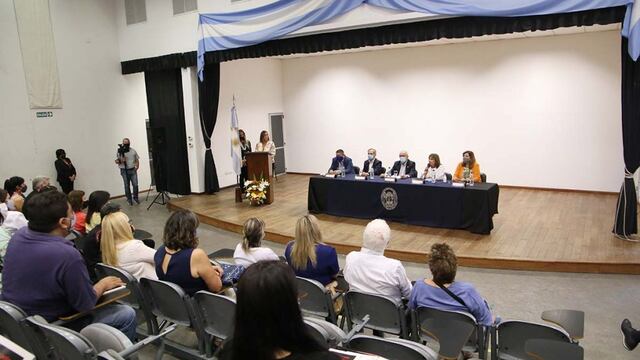 Capacitaron bajo la Ley Micaela a los no docentes de la UNT.