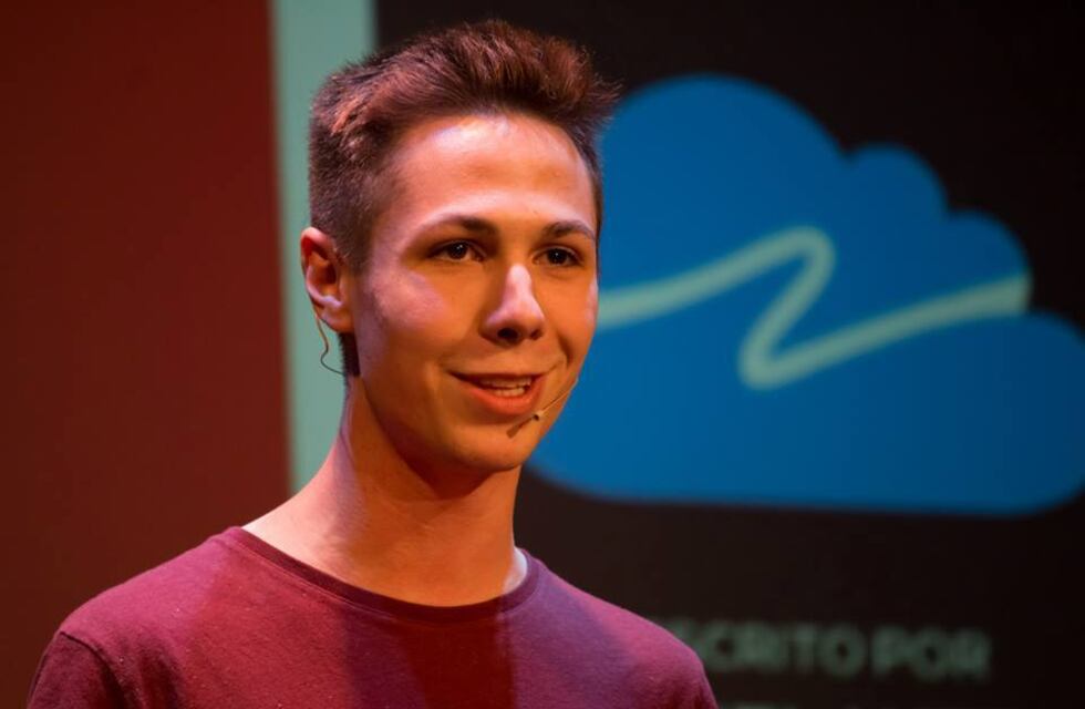 Emanuel Werner el jover entrerriano que es conferencista y autor inspiracional