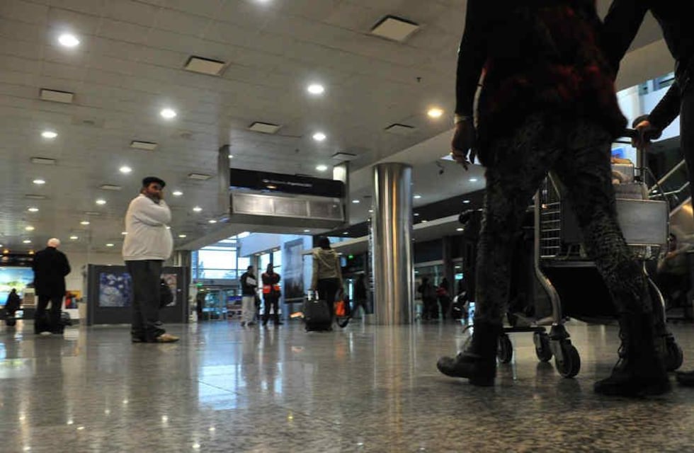 Se normalizan los vuelos luego del paro realizado por los controladores aéreos