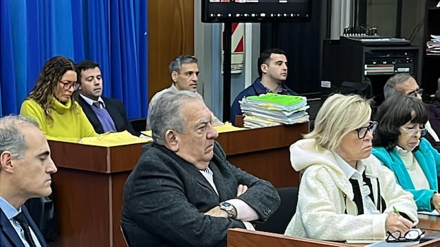 El ex rector de la UNT, Juan Cerisola, junto a la doctora Silvia Ana Peyracchia