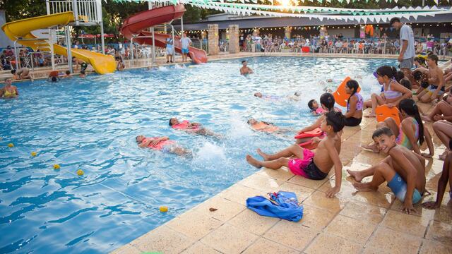 Fiesta del agua en la colonia de vacaciones del SEOM