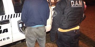 Efectivos de la Agrupación Motorizada localizaron al sospechoso mediante datos aportados por la victima.