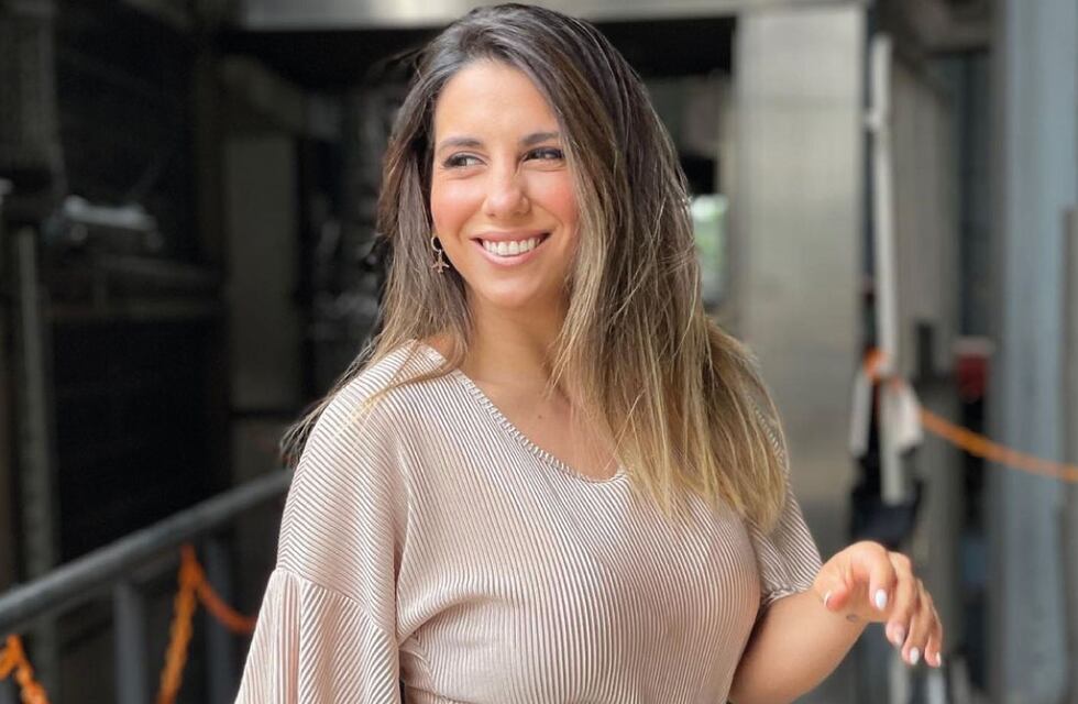 Cinthia Fernández se suma a la tendencia de las famosas argentinas luciendo un corset lila