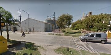 El hecho de sangre ocurrió a metros de bulevar Vélez Sársfield y las vías.