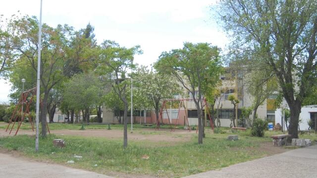 El Municipio entrega boletas de pago a adjudicatarios de viviendas sociales