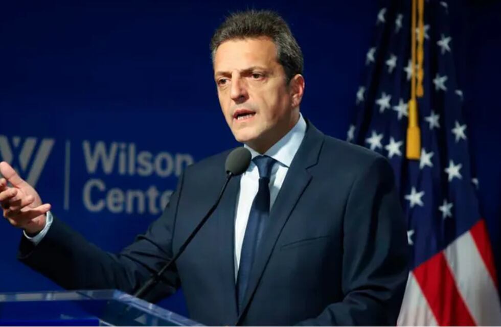 Sergio Massa continúa con la campaña electoral a la espera del acuerdo con el FMI