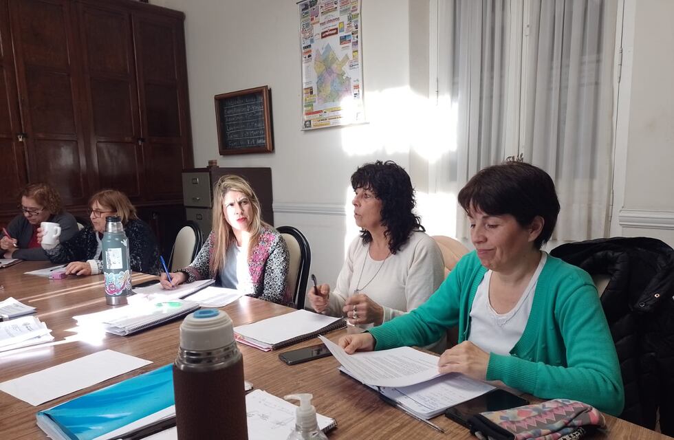 Proteccionistas expusieron sobre la situación de los animales en la Comisión de Acción Social y Medio Ambiente