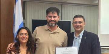 La concejala Valeria Soltermam, el realizador audiovisual Lisandro Oreggioni y Lisandro Mársico, presidente del Concejo Municipal de Rafaela