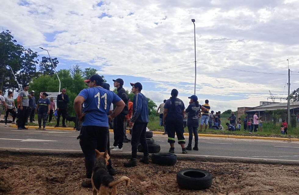Trabajadores del Abasto reclaman que “el intendente inauguró el predio y desapareció”