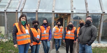 La Municipalidad de Ushuaia hizo entrega de chalecos identificatorios y credenciales al Cuerpo de Guardias Ambientales.